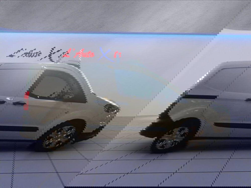 Ford Transit Courier usata a Milano (6)