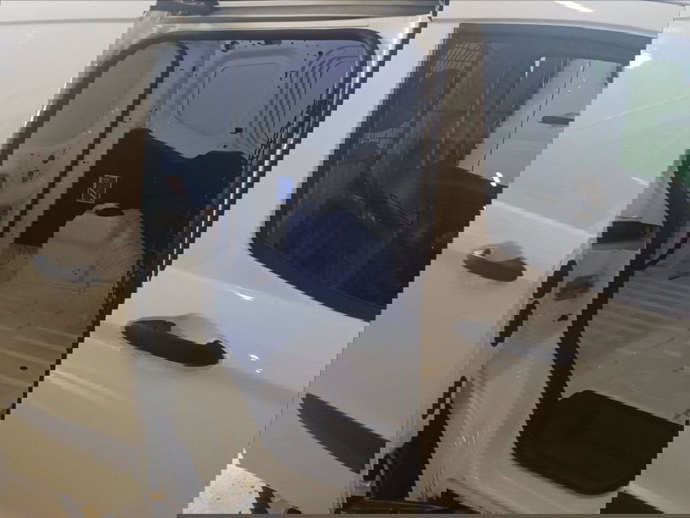 Ford Transit Courier usata a Milano (9)