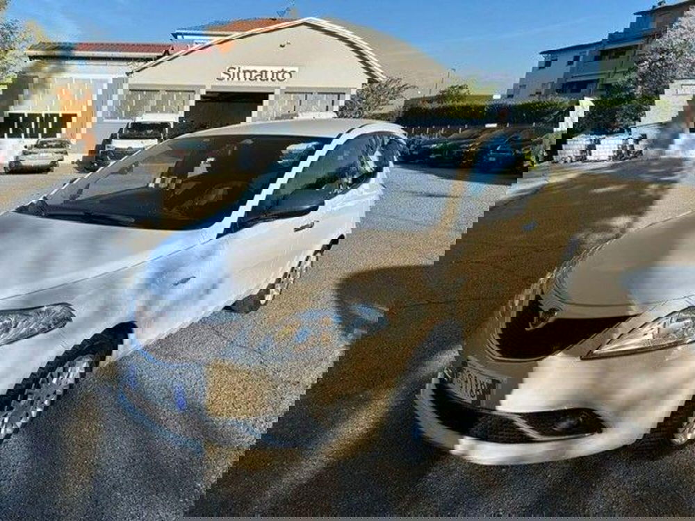 Lancia Ypsilon usata a Reggio Emilia