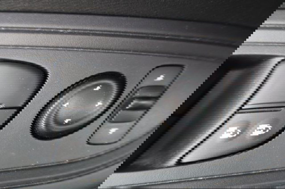 Nissan Micra usata a Gorizia (11)