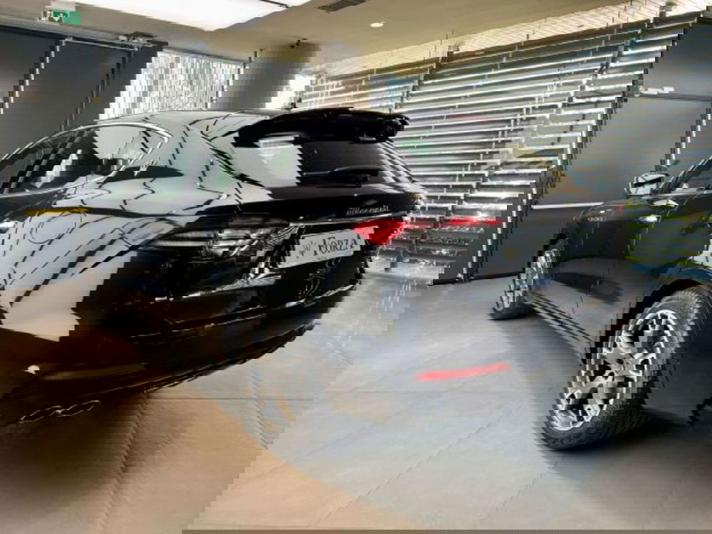 Maserati Levante usata a Torino (6)