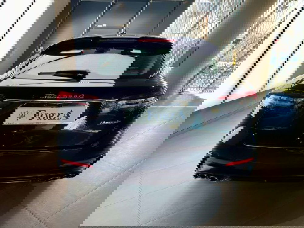 Maserati Levante usata a Torino (7)