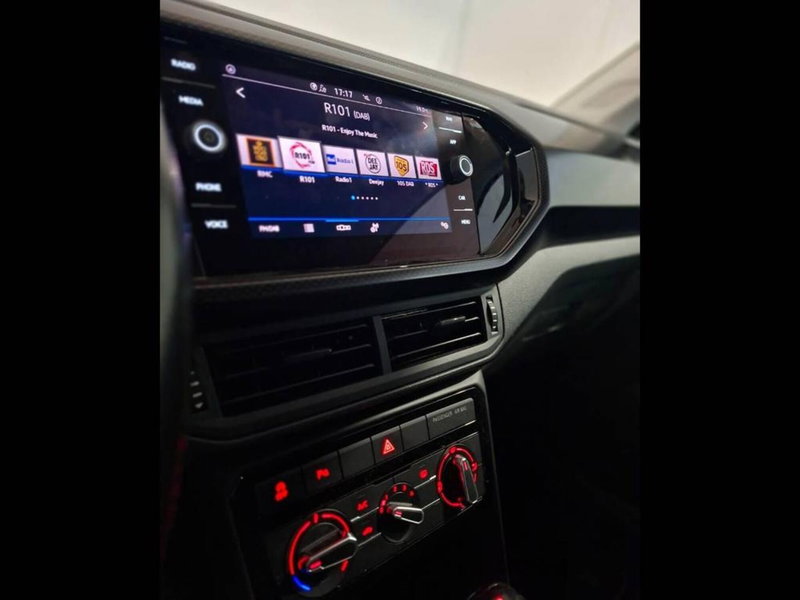 Volkswagen T-Cross usata a Torino (9)