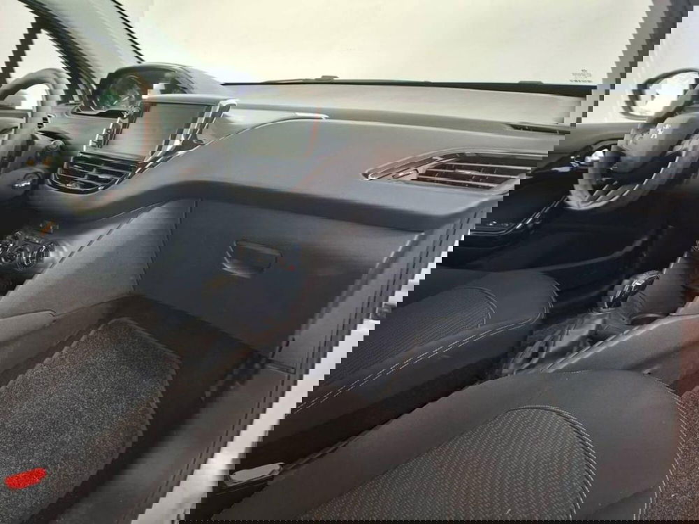 Peugeot 208 usata a Torino (11)