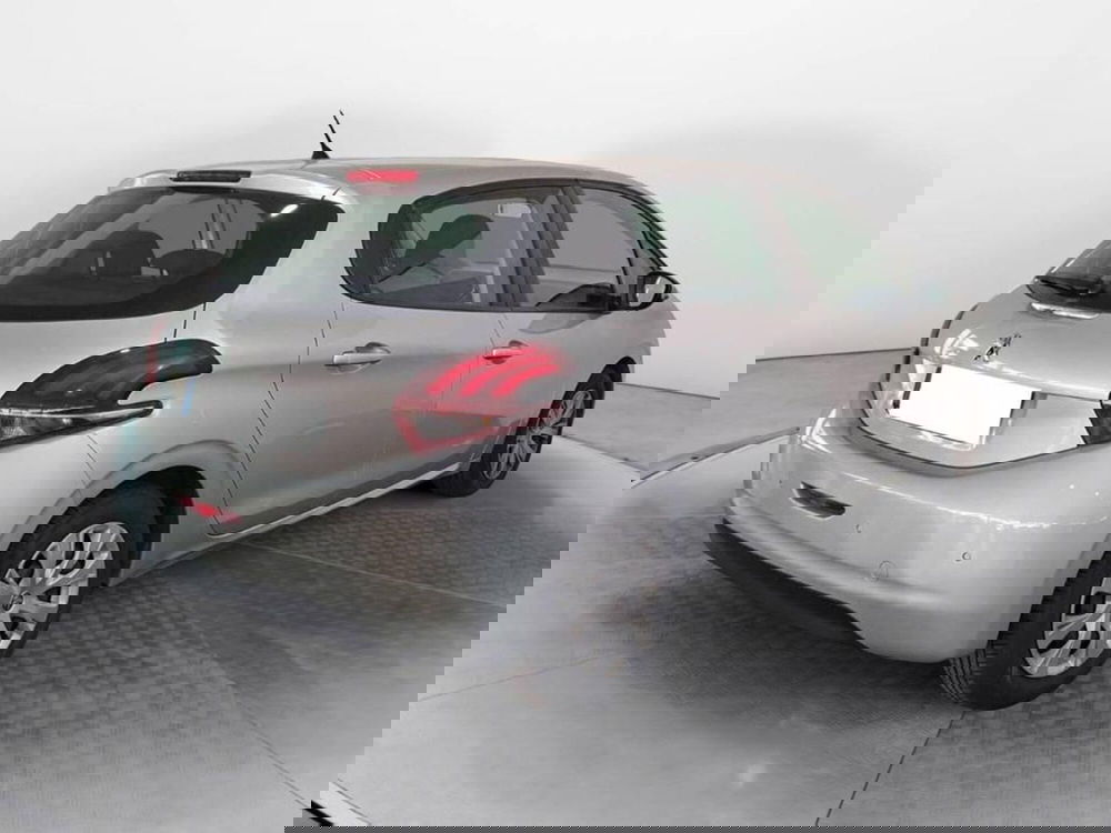 Peugeot 208 usata a Torino (4)