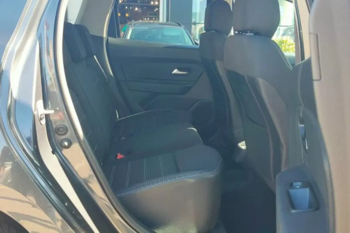Dacia Duster usata a Latina (10)