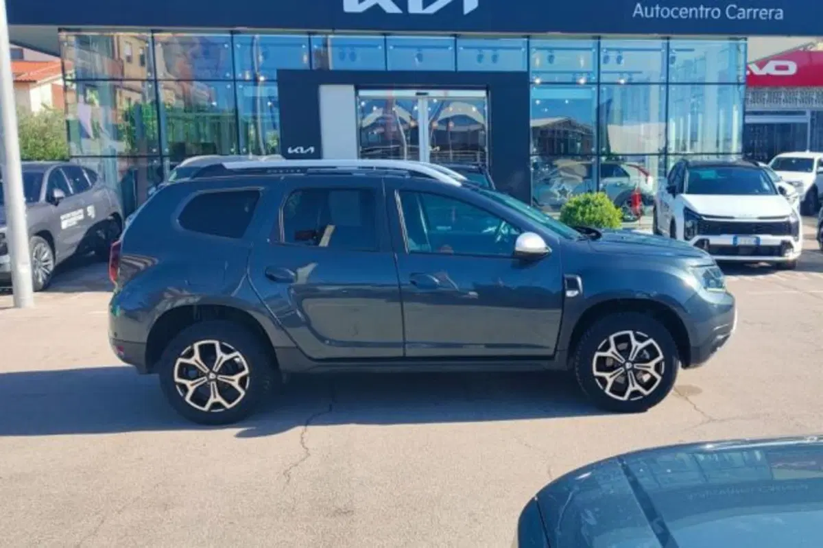 Dacia Duster usata a Latina (4)
