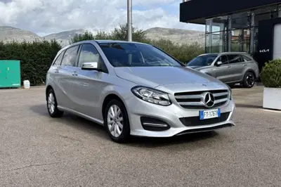 Mercedes-Benz Classe B 180 d Automatic Executive del 2018 usata a Fondi