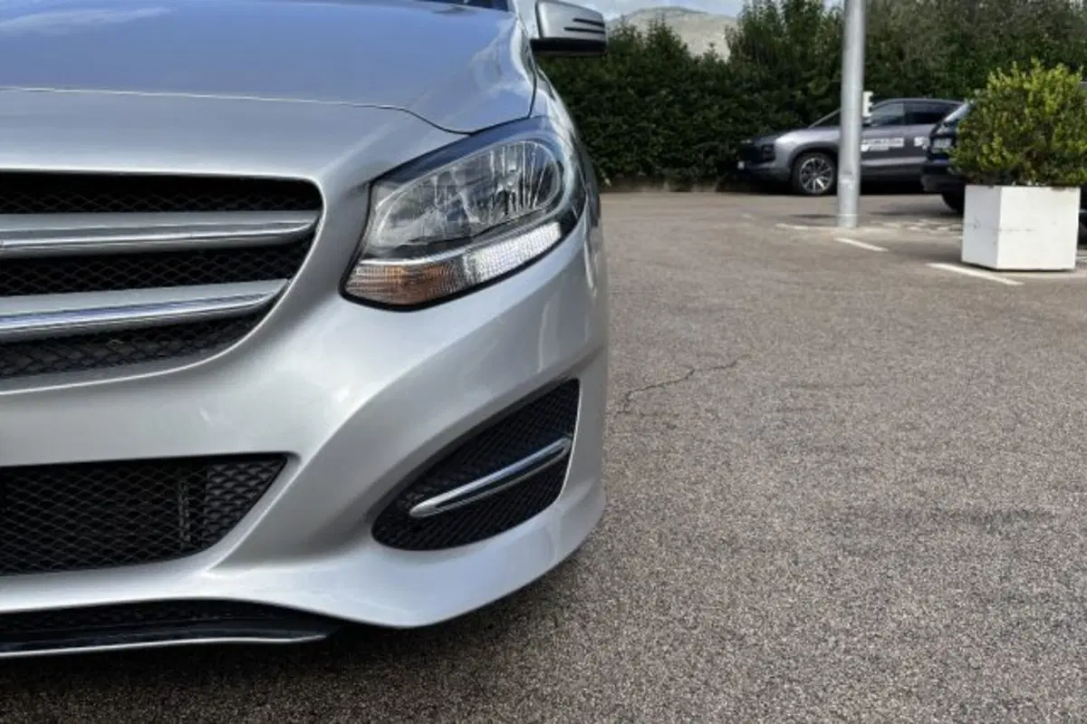 Mercedes-Benz Classe B usata a Latina (11)