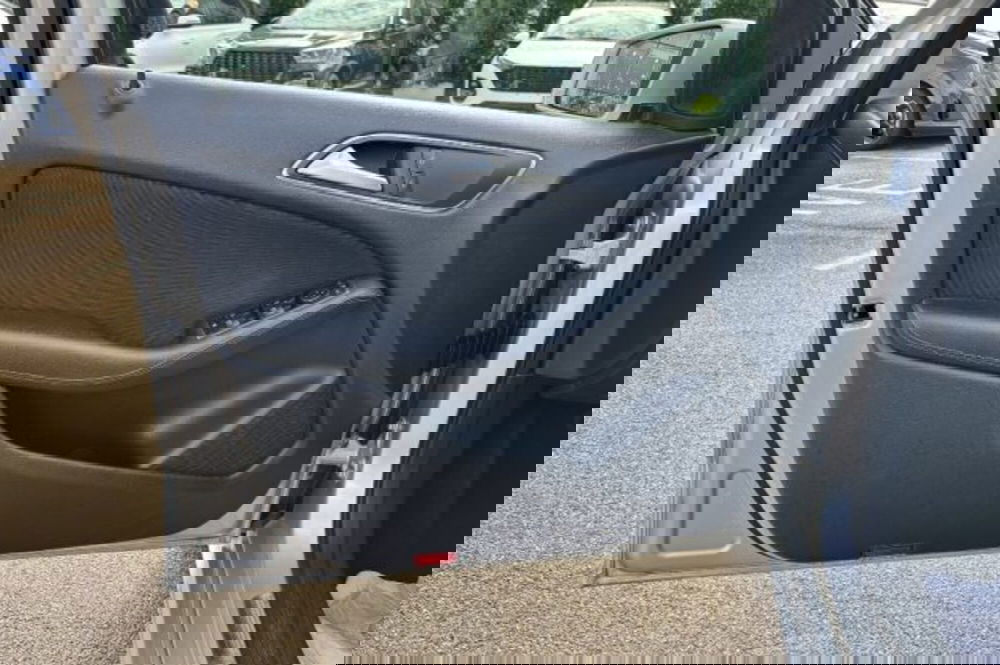 Mercedes-Benz Classe B usata a Latina (12)