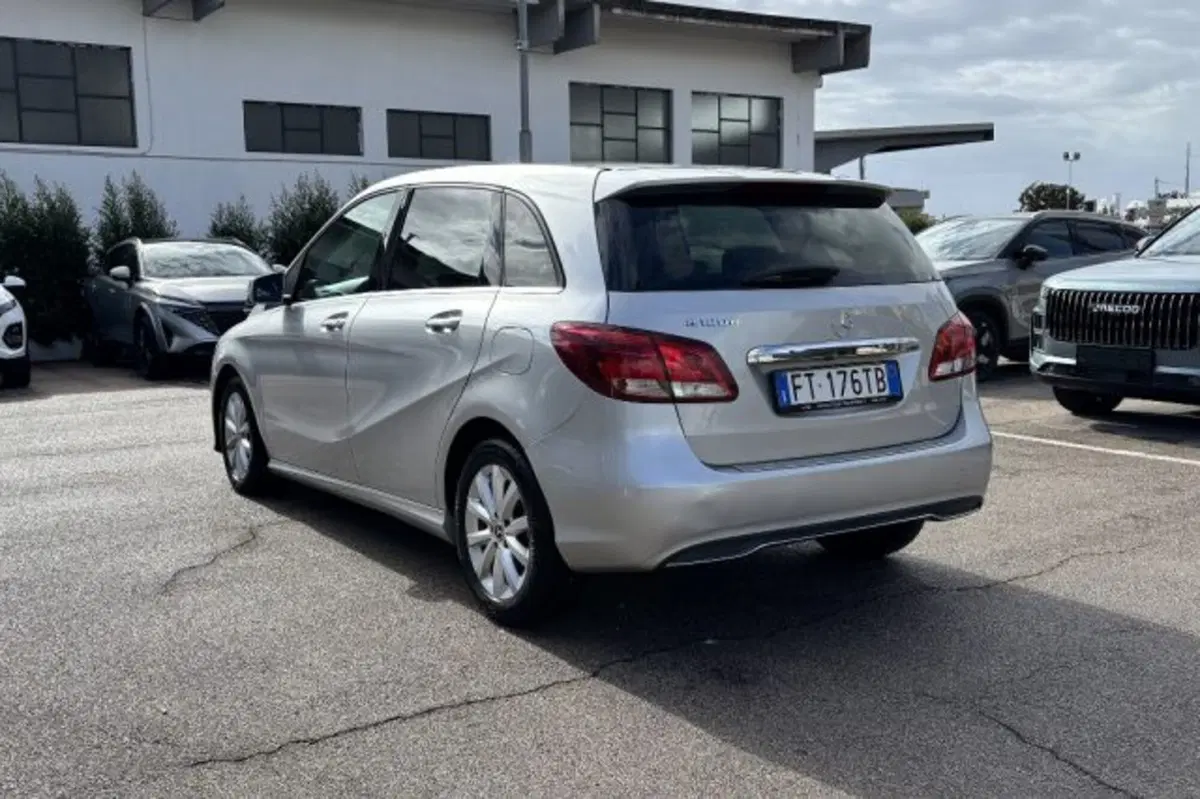 Mercedes-Benz Classe B usata a Latina (5)