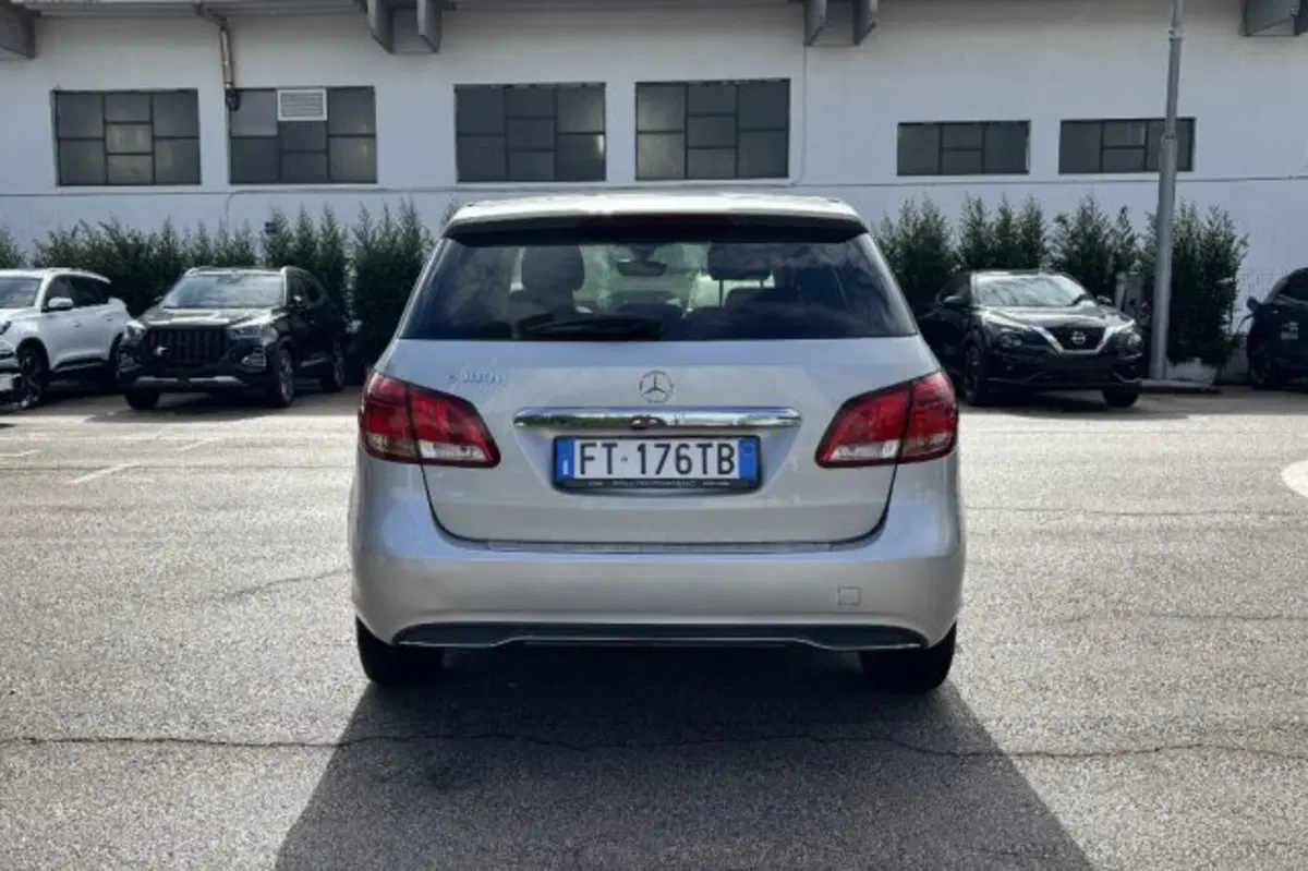 Mercedes-Benz Classe B usata a Latina (6)