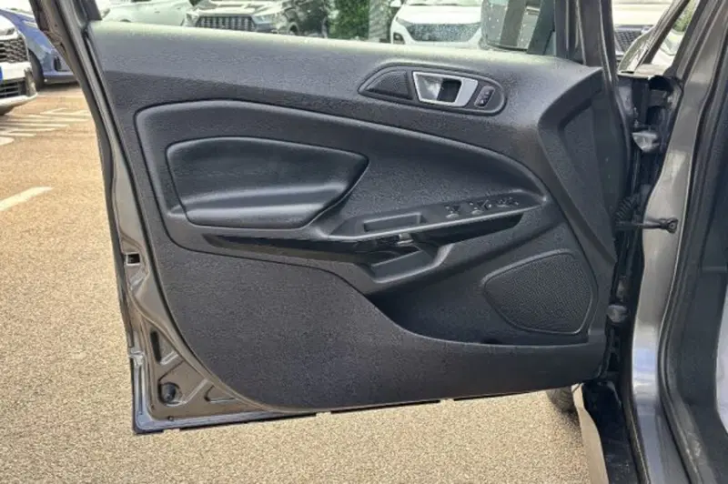 Ford EcoSport usata a Latina (12)