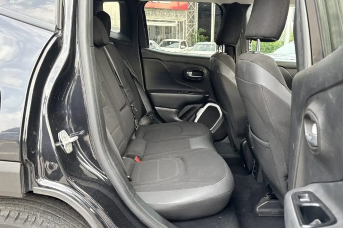 Jeep Renegade usata a Latina (10)