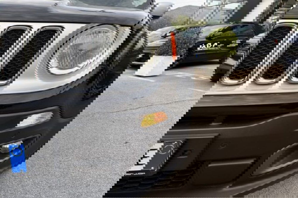 Jeep Renegade usata a Latina (11)