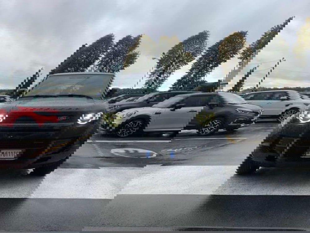 Land Rover Defender usata a Lucca