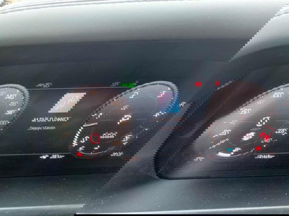 Land Rover Defender usata a Lucca (13)