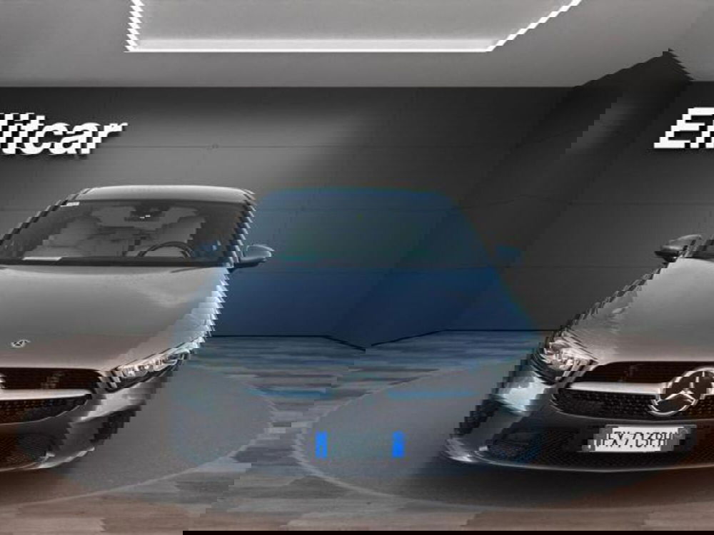 Mercedes-Benz Classe A Sedan usata a Milano (4)