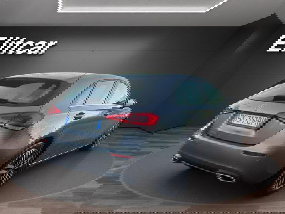 Mercedes-Benz Classe A Sedan usata a Milano (6)