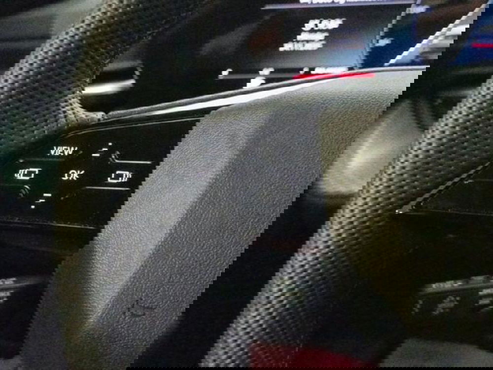 Audi Q5 Sportback nuova a Milano (11)