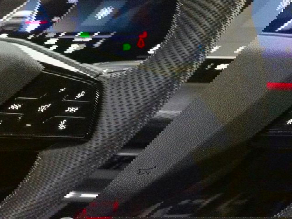 Audi Q5 Sportback nuova a Milano (13)