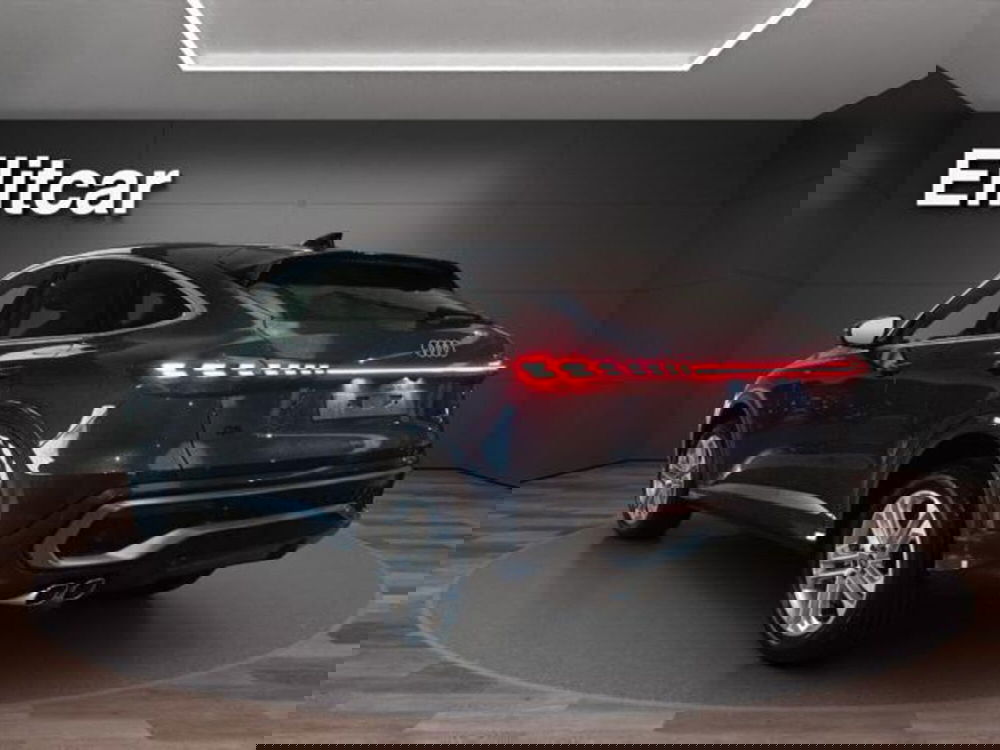 Audi Q5 Sportback nuova a Milano (7)