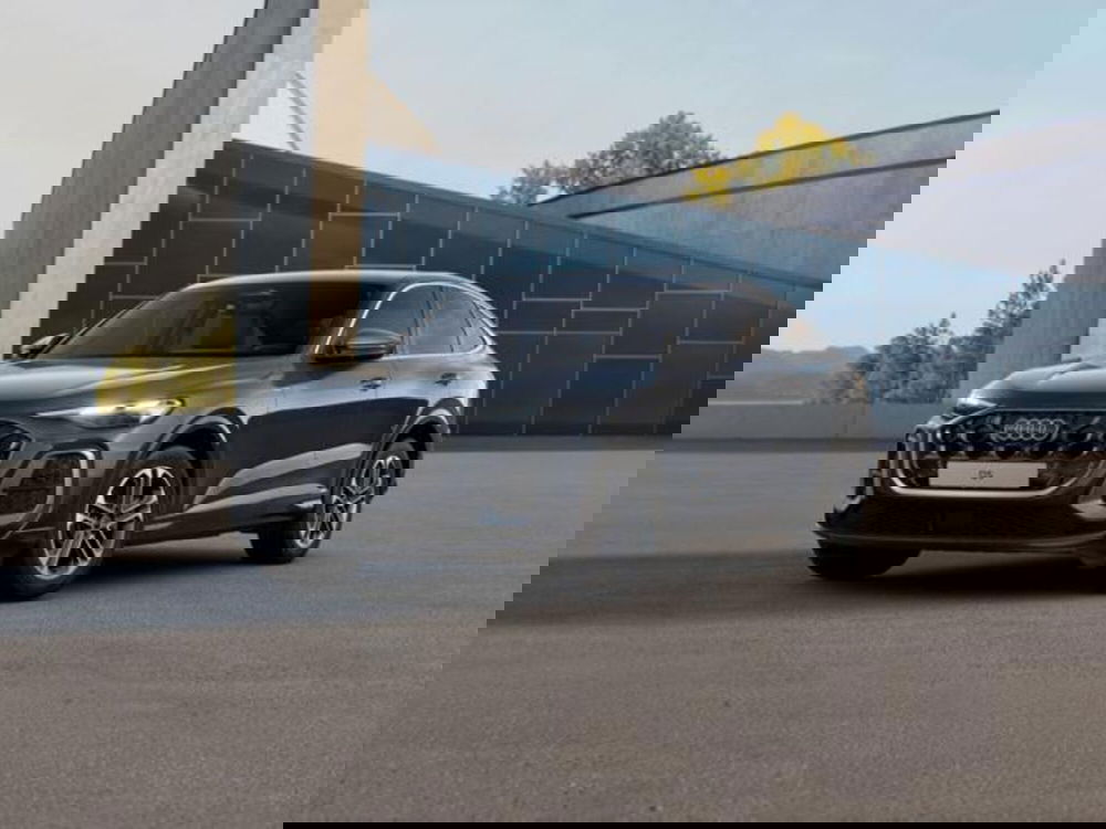 Audi Q5 Sportback nuova a Milano