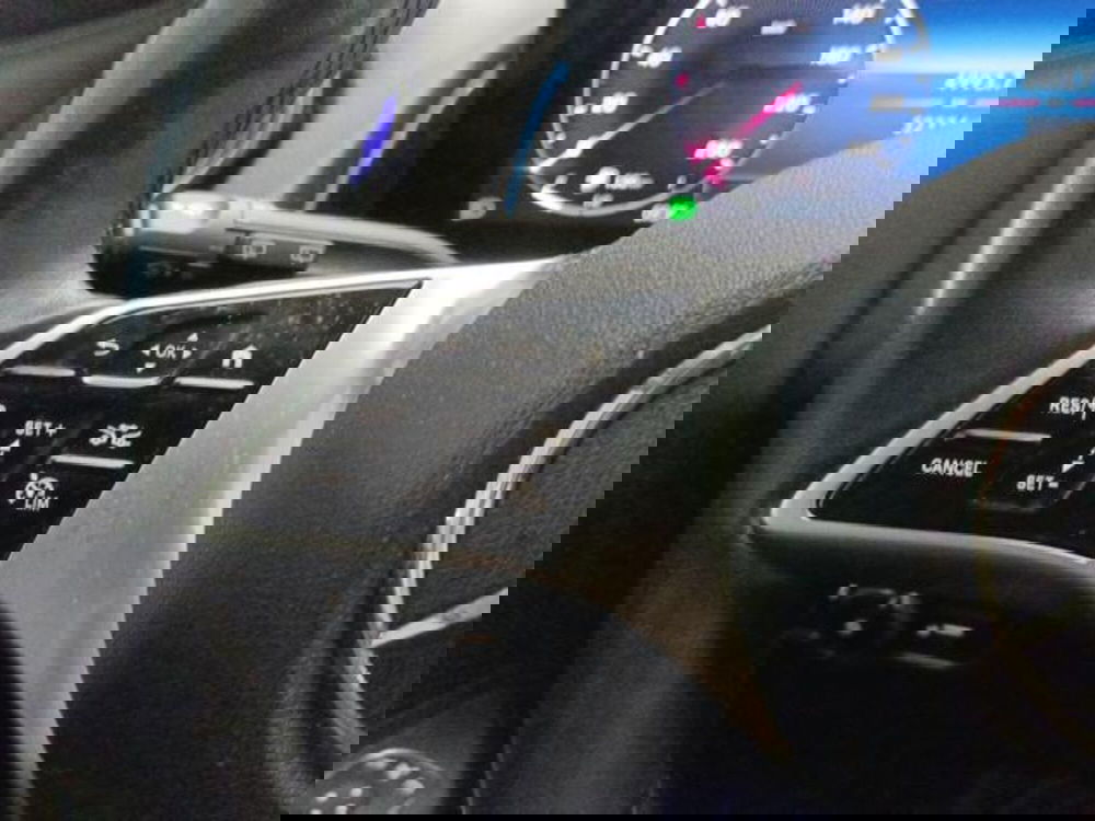 Mercedes-Benz GLB usata a Milano (13)