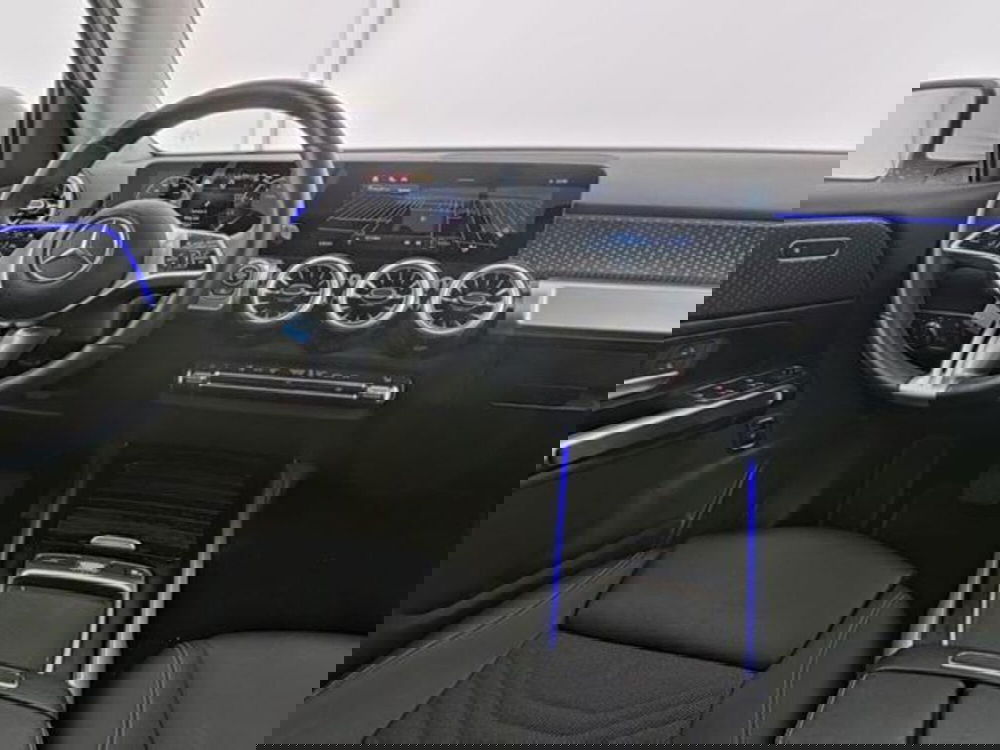 Mercedes-Benz GLB usata a Milano (7)