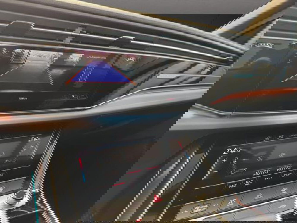 Audi Q8 usata a Milano (11)