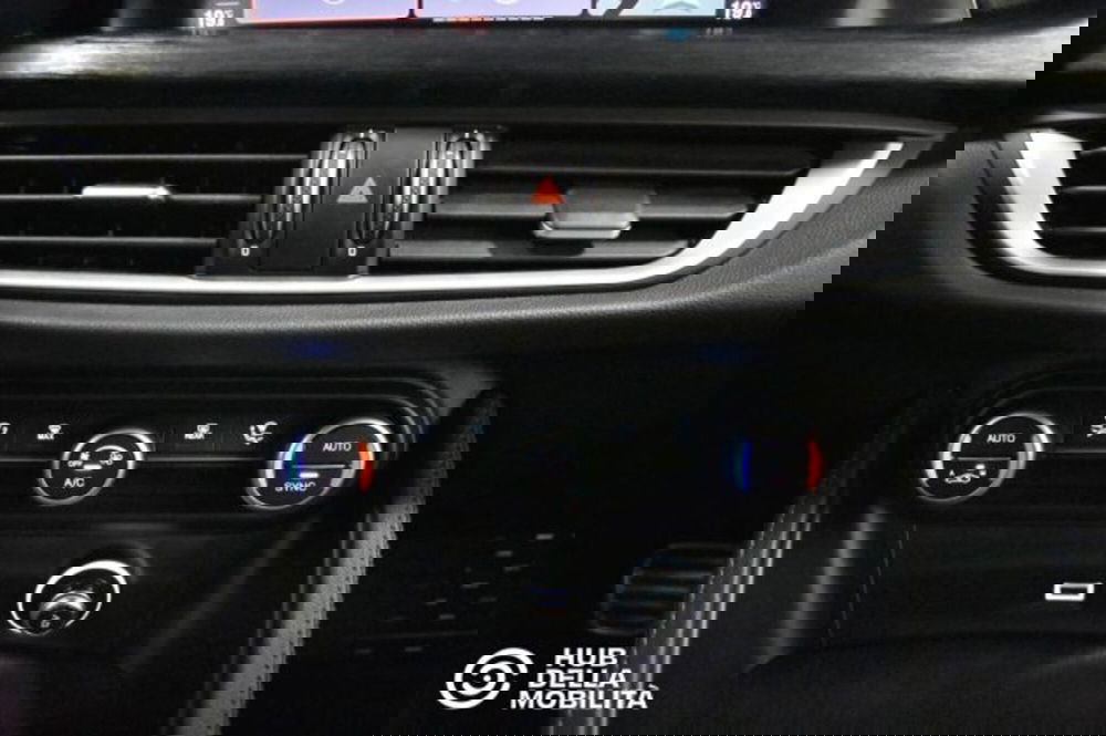 Alfa Romeo Stelvio usata a Perugia (13)