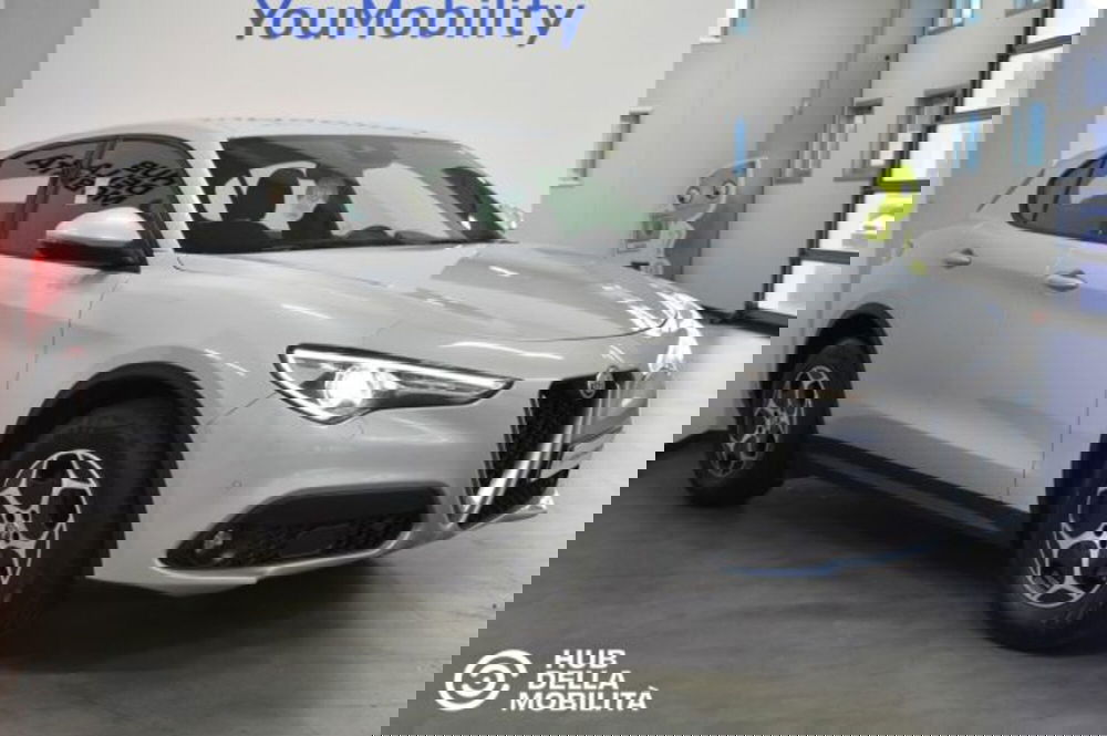 Alfa Romeo Stelvio usata a Perugia (2)