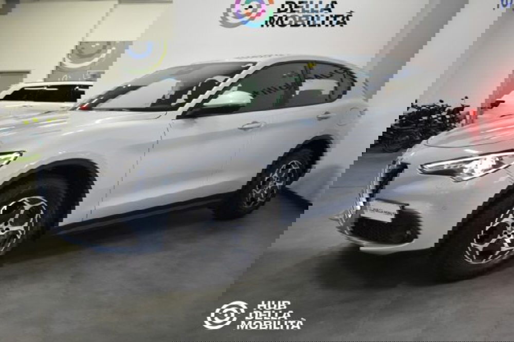 Alfa Romeo Stelvio usata a Perugia (3)