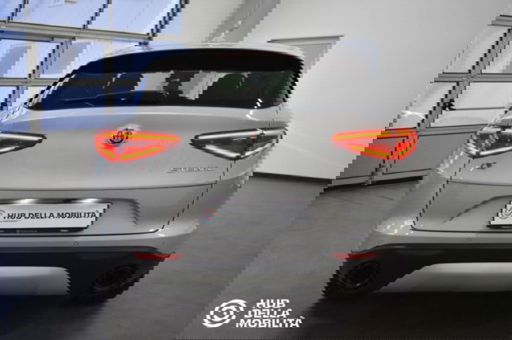 Alfa Romeo Stelvio usata a Perugia (5)