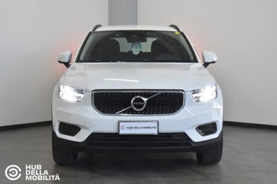 Volvo XC40 D3 Momentum Core del 2020 usata a Foligno