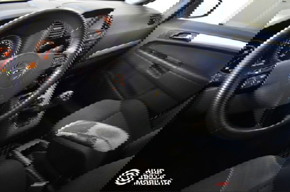 Opel Zafira usata a Perugia (19)