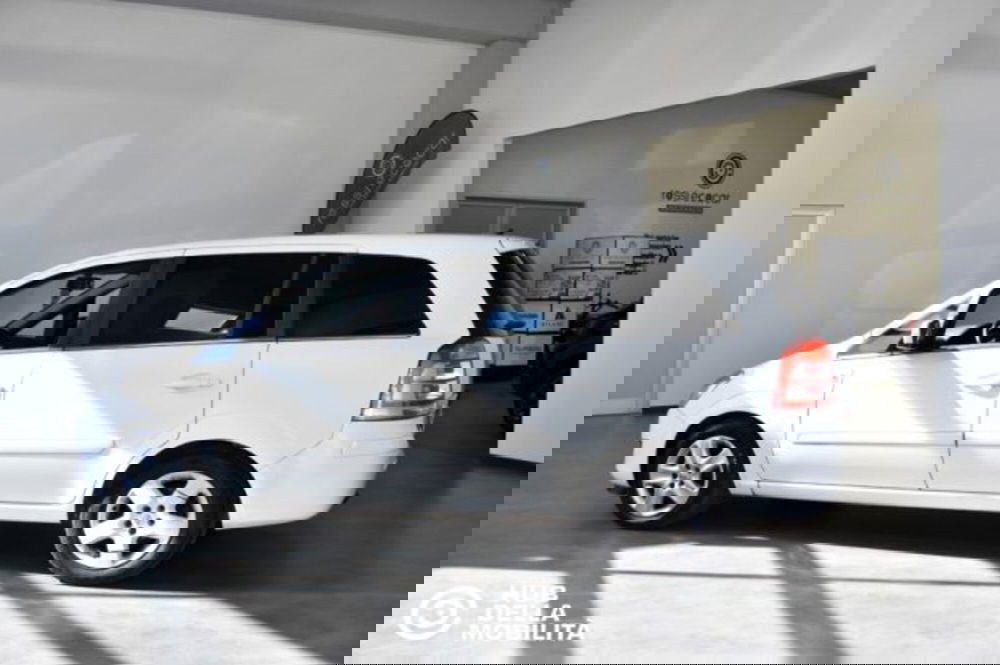 Opel Zafira usata a Perugia (4)