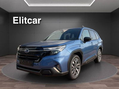 Subaru Forester 2.0 e-Boxer MHEV CVT Lineartronic Premium nuova a Dormelletto