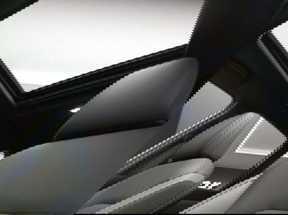 Subaru Forester nuova a Novara (18)