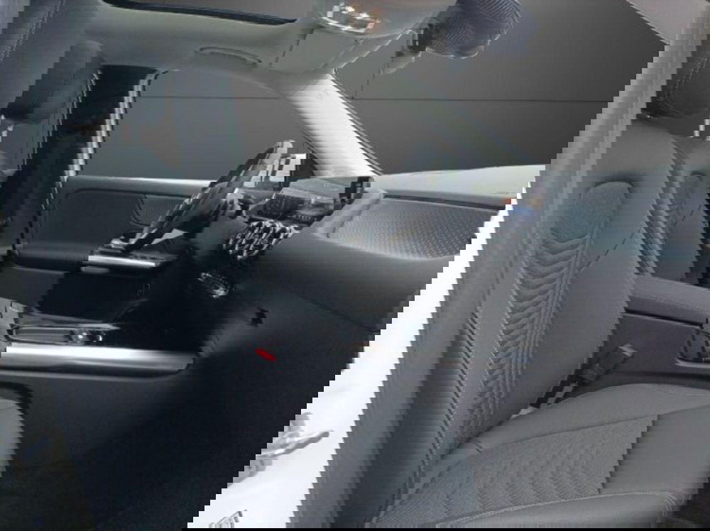 Mercedes-Benz GLA SUV usata a Novara (11)