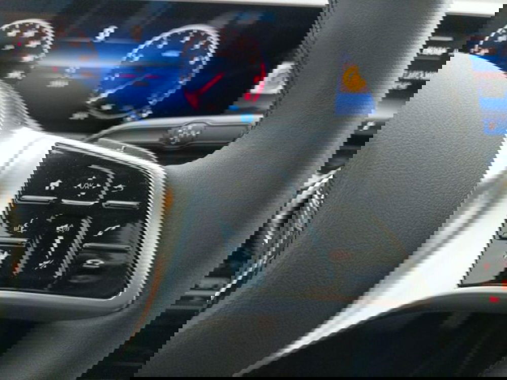 Mercedes-Benz GLA SUV usata a Novara (13)