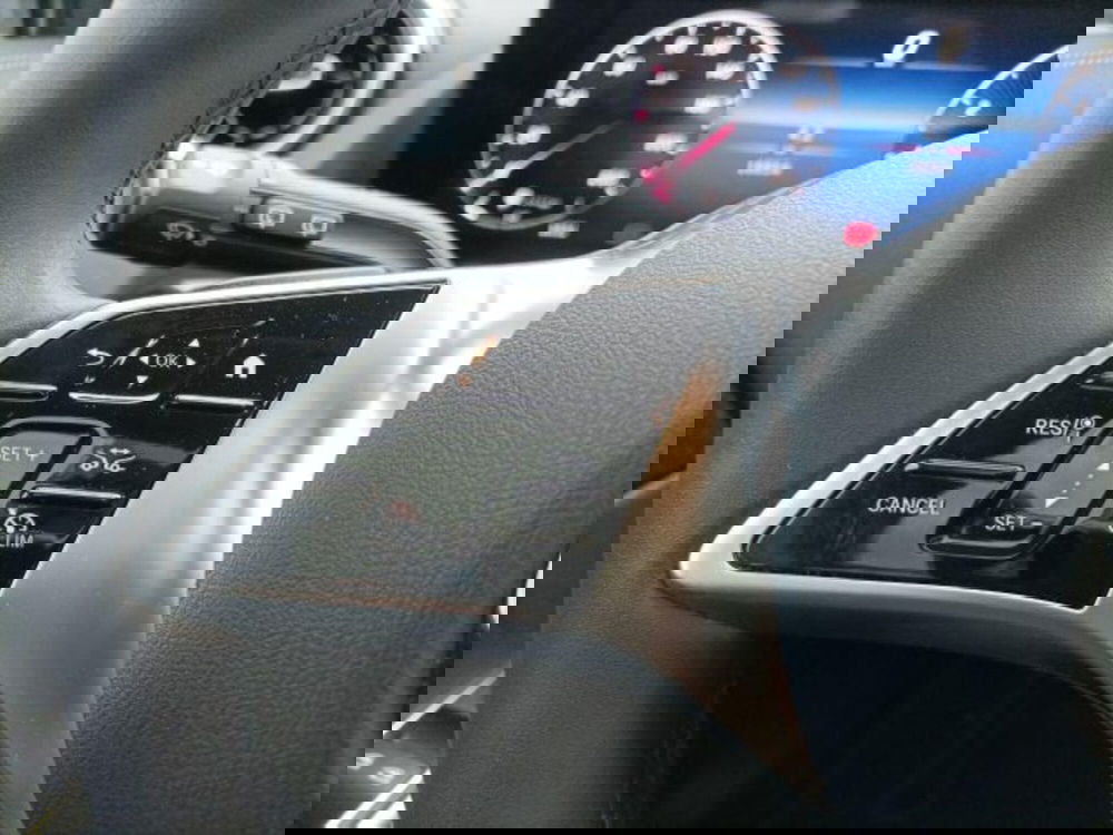 Mercedes-Benz GLA SUV usata a Novara (14)