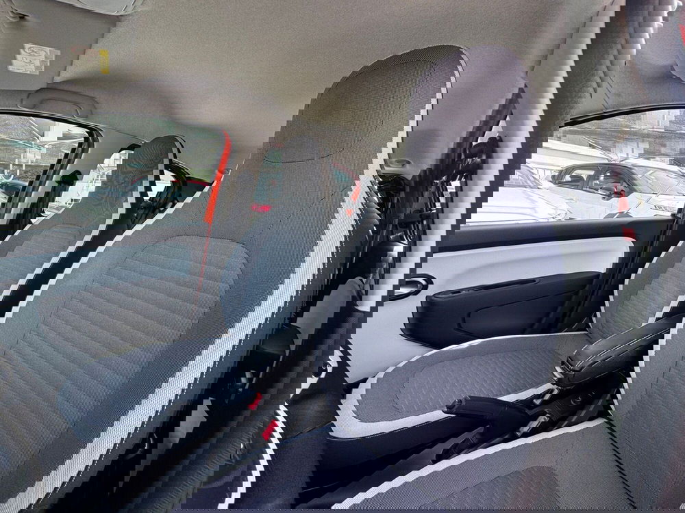 Renault Twingo usata a Novara (9)