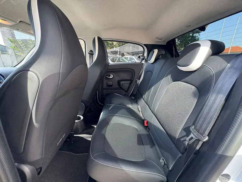 Renault Twingo usata a Novara (8)