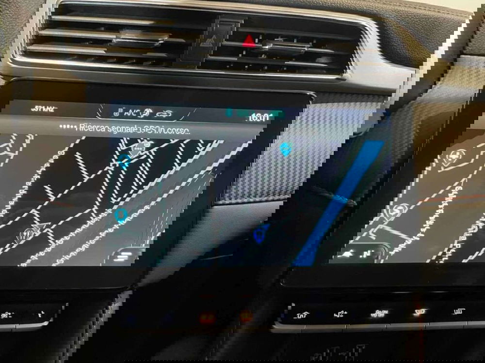 Mg ZS usata a Genova (15)