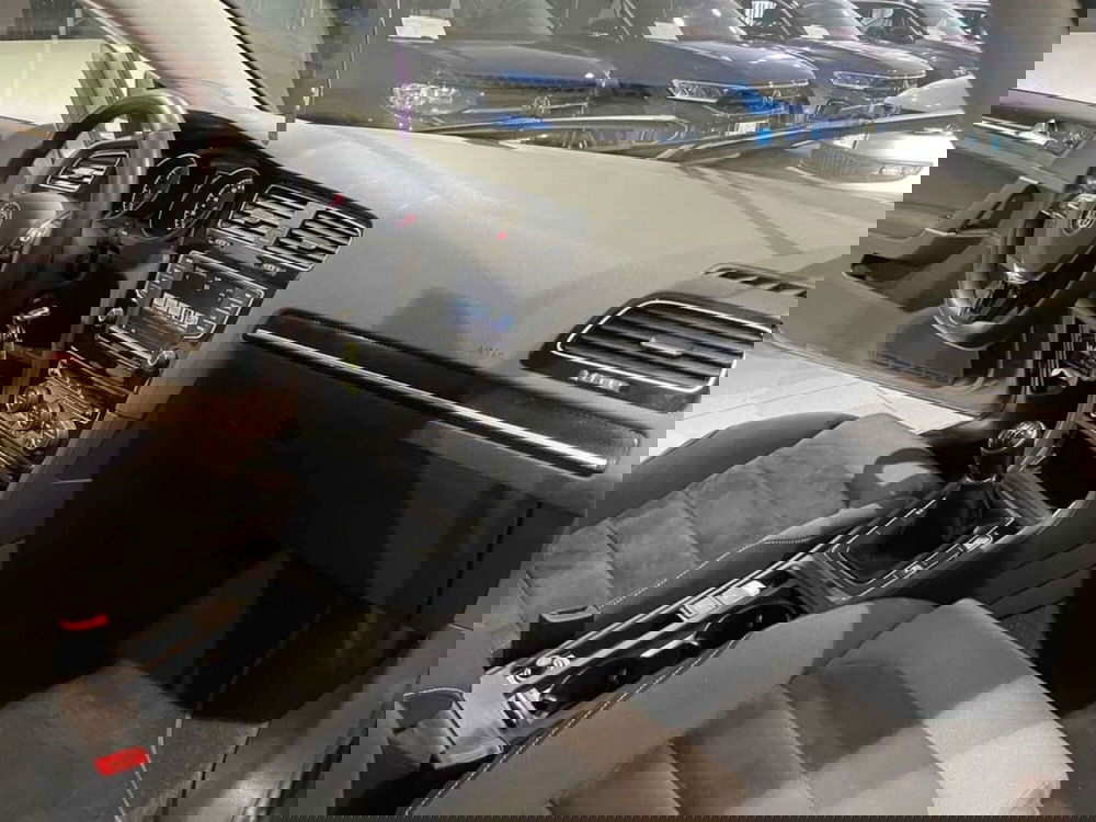 Volkswagen Golf usata a Genova (11)