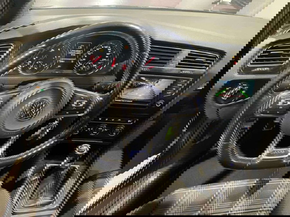 Volkswagen Golf usata a Genova (12)