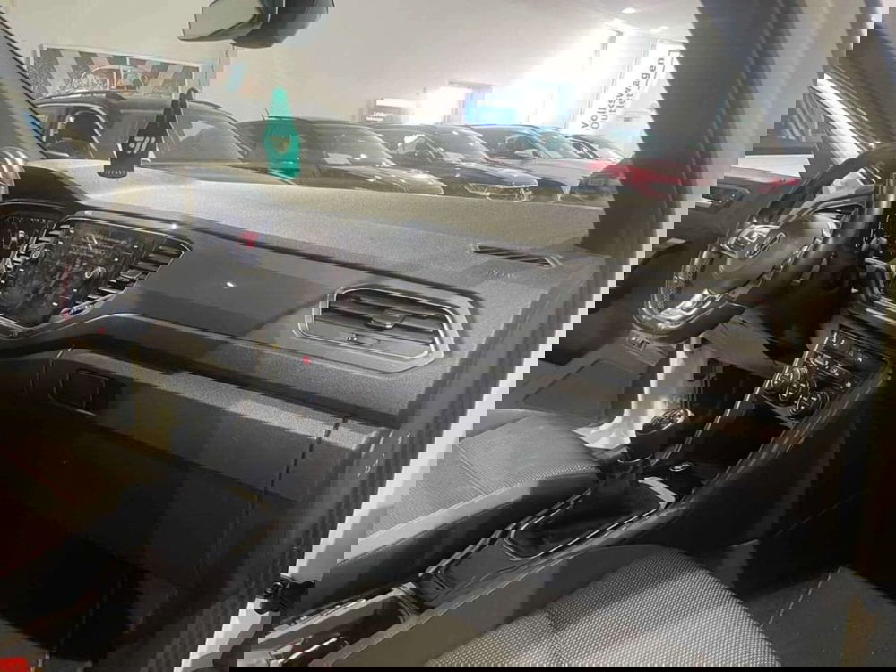 Volkswagen T-Roc usata a Genova (11)