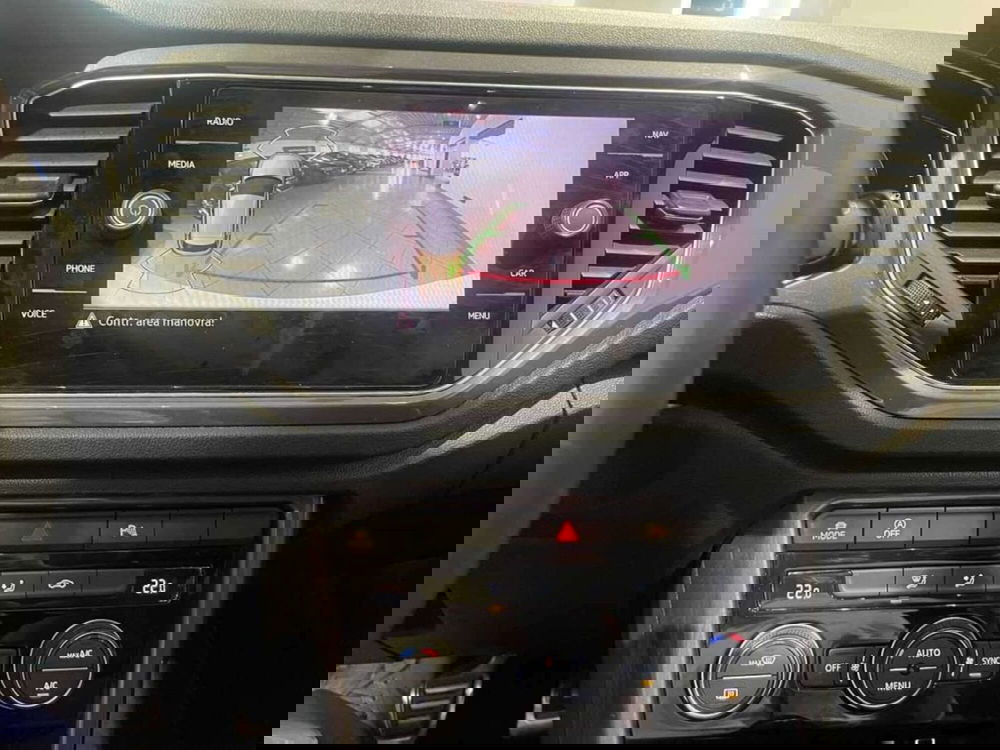 Volkswagen T-Roc usata a Genova (13)