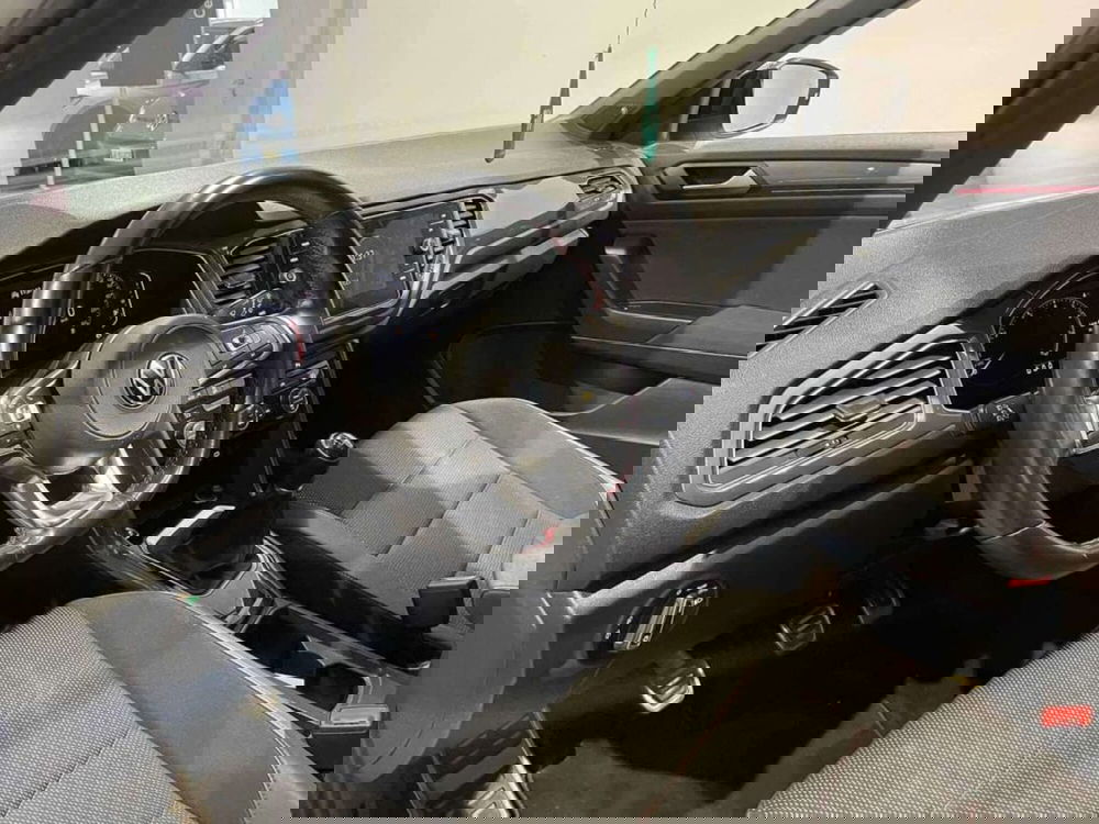 Volkswagen T-Roc usata a Genova (8)